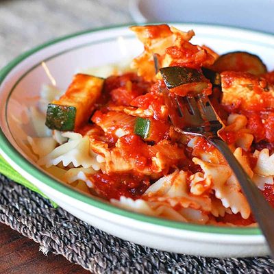 A picture of <span class="fn">Chicken Zucchini Pasta